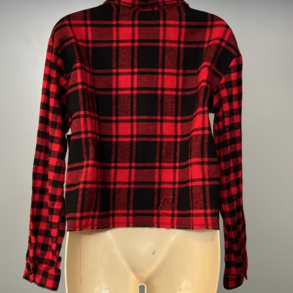 Plaid flannel - Picture 6 of 8